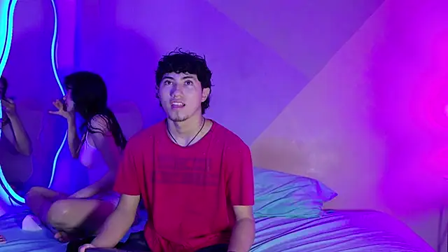 Snapshot of Laura_and_Kevin chatting on September 26, 2025, 2:10 pm Laura and Kevin online show from September 26, 2025, 2:10 pm