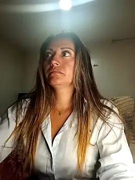 Snapshot of -AngelNova- chatting on November 12, 2025, 9:58 pm -AngelNova- online show from November 12, 2025, 9:58 pm