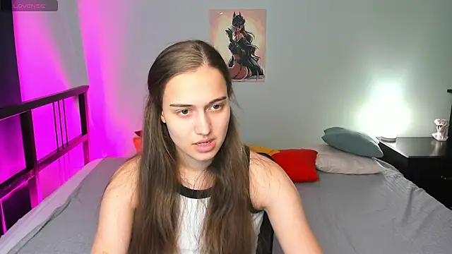 Alisa  Kelly online show from October 21, 2025, 1:28 am