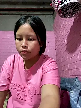 Snapshot of O_o_UwU_o_O chatting on October 21, 2025, 10:05 am O o UwU o O online show from October 21, 2025, 10:05 am