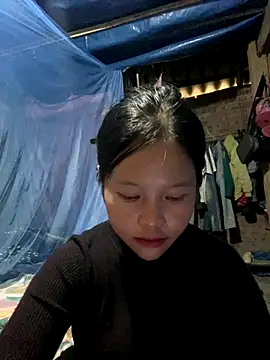 Snapshot of O_o_UwU_o_O chatting on November 12, 2025, 8:15 am O o UwU o O online show from November 12, 2025, 8:15 am