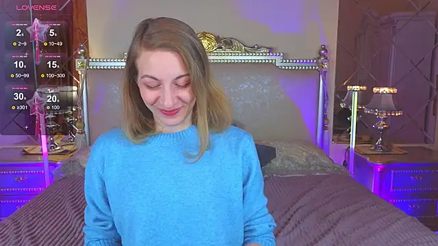 Katherine Loveau online show from September 25, 2025, 4:27 am