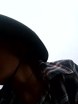 ngan-cute online show from September 12, 2025, 2:00 am