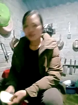 ngan-cute online show from December 4, 2025, 9:18 am