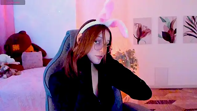 Snapshot of JenniferKiim chatting on December 2, 2025, 11:48 am JenniferKiim online show from December 2, 2025, 11:48 am