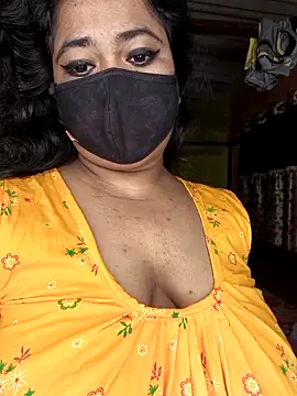 Snapshot of Smile-quien chatting on October 30, 2025, 10:49 am Smile-quien online show from October 30, 2025, 10:49 am