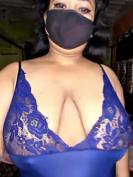 Snapshot of Smile-quien chatting on November 3, 2025, 2:57 am Smile-quien online show from November 3, 2025, 2:57 am