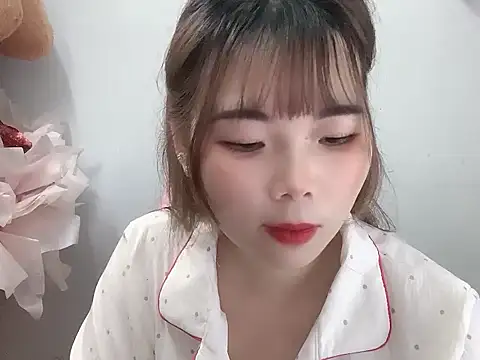 Snapshot of Pony898 chatting on October 19, 2025, 7:31 am Pony898 online show from October 19, 2025, 7:31 am
