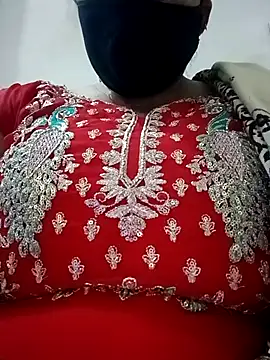 Snapshot of Rakhi_sawant143 chatting on November 15, 2025, 4:14 pm Rakhi sawant143 online show from November 15, 2025, 4:14 pm