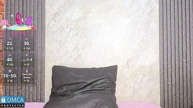 Snapshot of mich_marin_ chatting on October 3, 2025, 11:51 am mich marin online show from October 3, 2025, 11:51 am