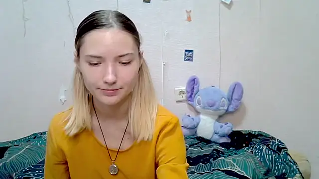  kikiclark   online show from September 23, 2025, 3:15 pm