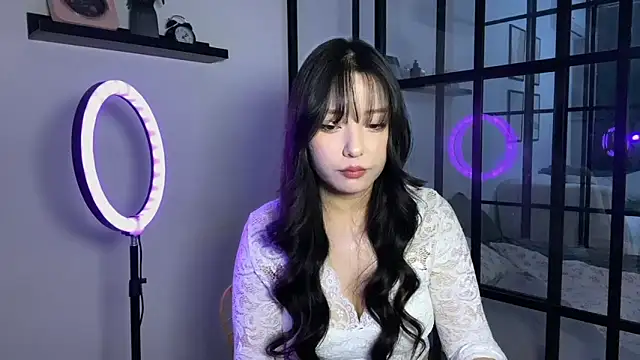 Snapshot of WonderMira chatting on September 28, 2025, 4:56 pm WonderMira online show from September 28, 2025, 4:56 pm