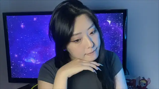 Snapshot of WonderMira chatting on October 24, 2025, 2:35 pm WonderMira online show from October 24, 2025, 2:35 pm