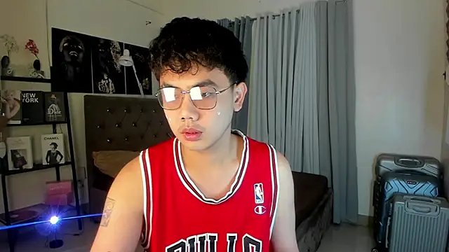 mightyhotcock online show from September 15, 2025, 6:13 am
