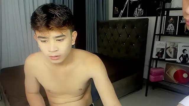 mightyhotcock online show from October 7, 2025, 5:10 pm