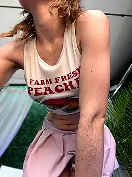 Snapshot of SweetieSinXXX chatting on October 7, 2025, 1:30 pm SweetieSinXXX online show from October 7, 2025, 1:30 pm