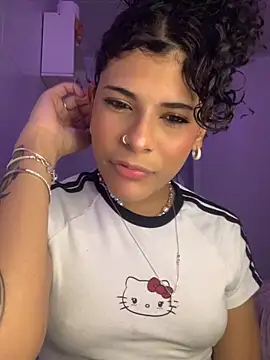 luluzinhax online show from October 15, 2025, 3:28 am