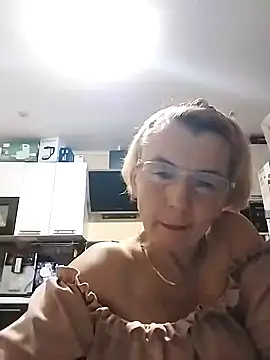 Snapshot of VasylynaLove421 chatting on September 21, 2025, 7:37 pm VasylynaLove421 online show from September 21, 2025, 7:37 pm
