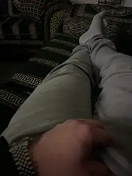 MrScrr online show from November 13, 2025, 1:26 am