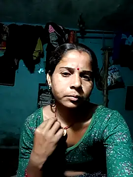 Snapshot of Hot_era chatting on October 31, 2025, 3:13 pm Hot era online show from October 31, 2025, 3:13 pm