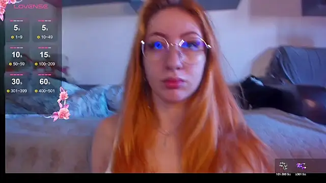 DaddysLittleSlutfox online show from November 25, 2025, 9:42 am