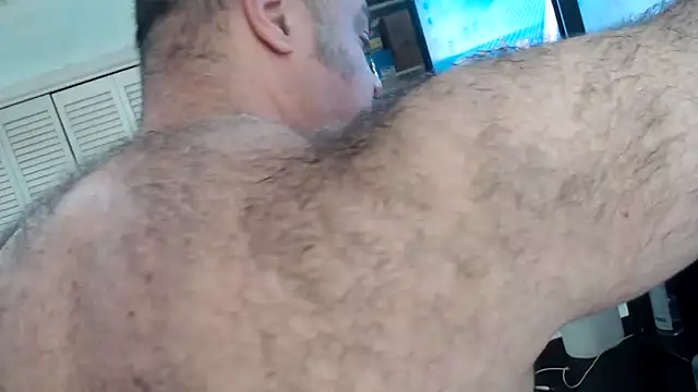 bullmusclejoe online show from November 23, 2025, 11:37 pm