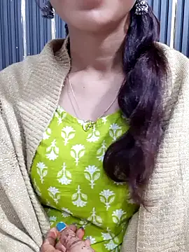 Snapshot of siya_rani67 chatting on October 15, 2025, 10:15 am siya rani67 online show from October 15, 2025, 10:15 am