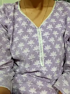 siya rani67 online show from November 2, 2025, 8:28 am