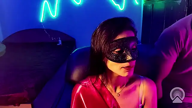 royeoy22 online show from November 29, 2025, 12:19 pm