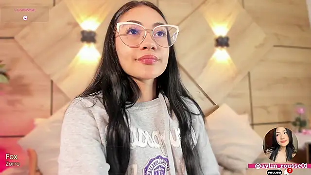 Snapshot of aylin_rousse chatting on October 9, 2025, 7:34 pm aylin rousse online show from October 9, 2025, 7:34 pm