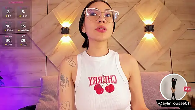 Snapshot of aylin_rousse chatting on November 13, 2025, 7:57 pm aylin rousse online show from November 13, 2025, 7:57 pm