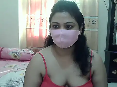 Snapshot of Elena_cruz5 chatting on November 9, 2025, 2:21 am Elena cruz5 online show from November 9, 2025, 2:21 am