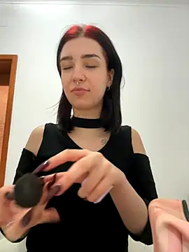 VampyScarlet online show from October 7, 2025, 3:58 am