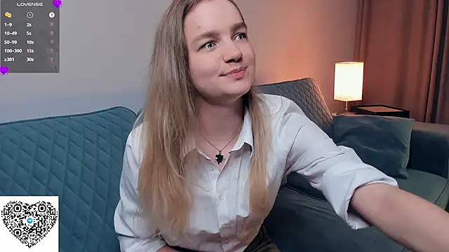 Snapshot of KerenFurguson chatting on October 12, 2025, 6:51 pm KerenFurguson online show from October 12, 2025, 6:51 pm