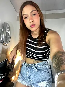 Snapshot of RedVelvet_Dream chatting on October 26, 2025, 8:26 pm RedVelvet Dream online show from October 26, 2025, 8:26 pm