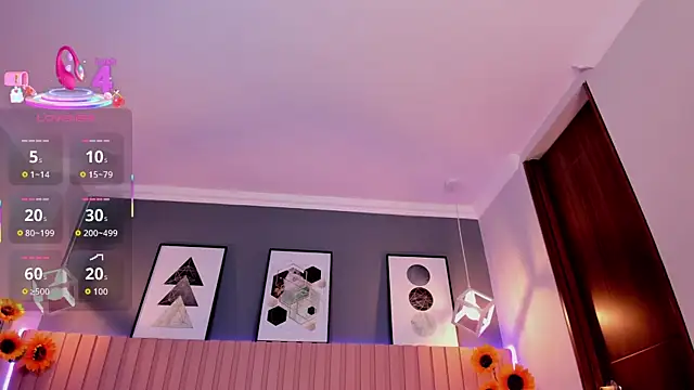 Nina Ford online show from December 15, 2025, 3:11 am