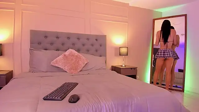 Snapshot of ALICESANDOVAL chatting on September 11, 2025, 11:54 am ALICESANDOVAL online show from September 11, 2025, 11:54 am