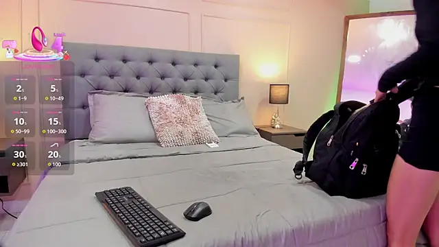 Snapshot of ALICESANDOVAL chatting on October 2, 2025, 11:28 am ALICESANDOVAL online show from October 2, 2025, 11:28 am