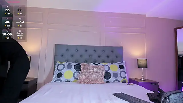 Snapshot of ALICESANDOVAL chatting on December 4, 2025, 11:41 am ALICESANDOVAL online show from December 4, 2025, 11:41 am