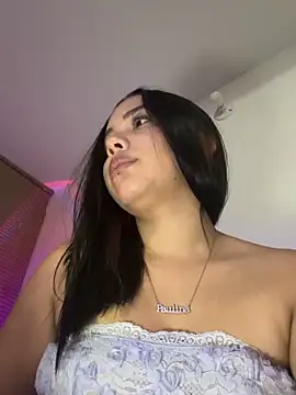 Snapshot of P_A_U_L_I_N_A_ chatting on December 5, 2025, 3:04 am P A U L I N A online show from December 5, 2025, 3:04 am