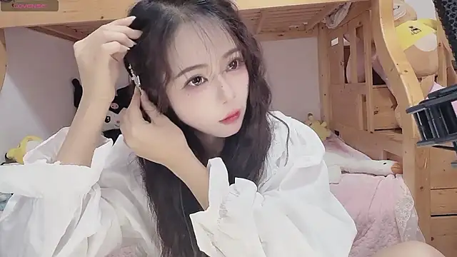 Snapshot of Sue101010 chatting on November 1, 2025, 1:13 pm Sue101010 online show from November 1, 2025, 1:13 pm