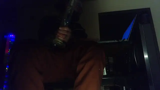 Snapshot of hungspundick1 chatting on November 18, 2025, 8:08 am hungspundick1 online show from November 18, 2025, 8:08 am