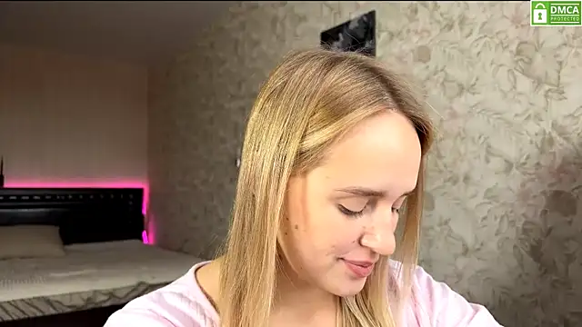 Snapshot of ElisabetLorney chatting on October 22, 2025, 8:25 am ElisabetLorney online show from October 22, 2025, 8:25 am