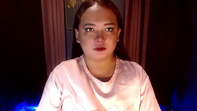 Snapshot of wetasianhugecock chatting on September 21, 2025, 9:05 pm wetasianhugecock online show from September 21, 2025, 9:05 pm