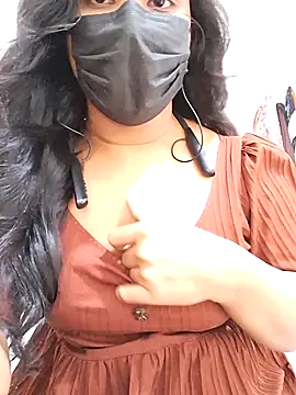 Snapshot of BeautyGirl_sara chatting on November 9, 2025, 6:33 am BeautyGirl sara online show from November 9, 2025, 6:33 am