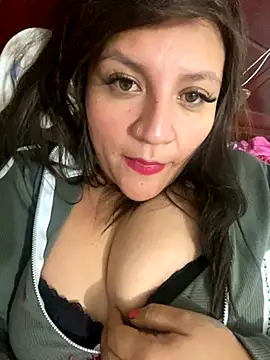 Isisflame online show from September 26, 2025, 4:16 am