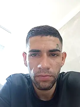 Snapshot of xirie98 chatting on September 29, 2025, 12:32 pm xirie98 online show from September 29, 2025, 12:32 pm