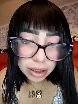 Snapshot of Kitty_Melodi chatting on September 9, 2025, 9:09 am Kitty Melodi online show from September 9, 2025, 9:09 am