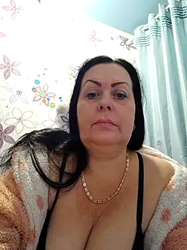 Snapshot of 430LekaLove chatting on October 6, 2025, 9:34 pm 430LekaLove online show from October 6, 2025, 9:34 pm