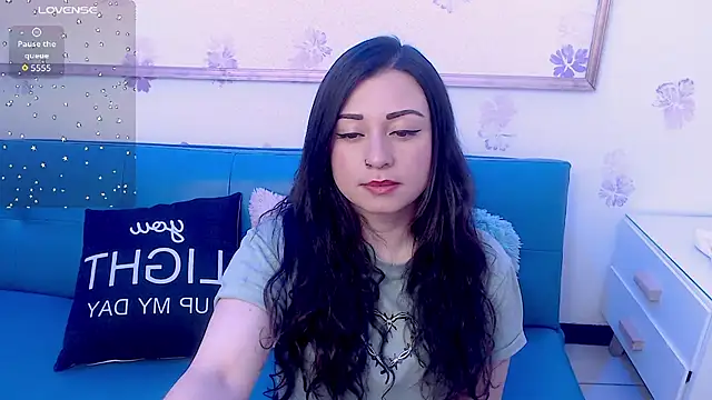 Snapshot of Eva_Roussell chatting on September 14, 2025, 4:44 am Eva Roussell online show from September 14, 2025, 4:44 am